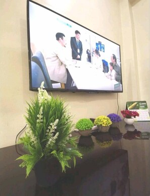 Living area - Just For You Highlands Apartment. (Tanah Rata)