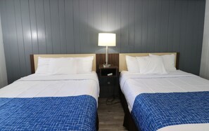 Room, 2 Queen Beds, Non Smoking
