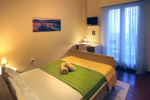 1 bedroom, iron/ironing board, WiFi, bed sheets