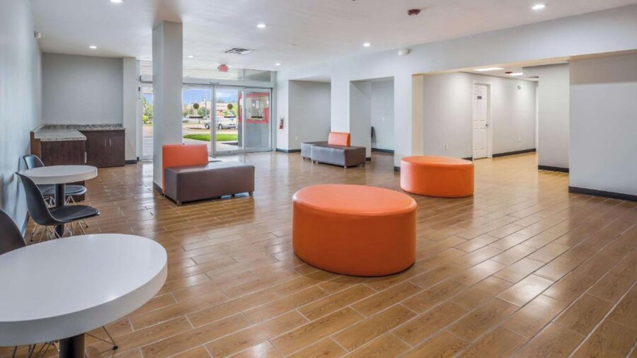 OYO Hotel Orlando Airport