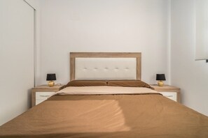 2 habitaciones, tabla de planchar con plancha y wifi gratis 