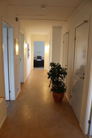 Decoración personalizada, muebles diferentes y escritorio