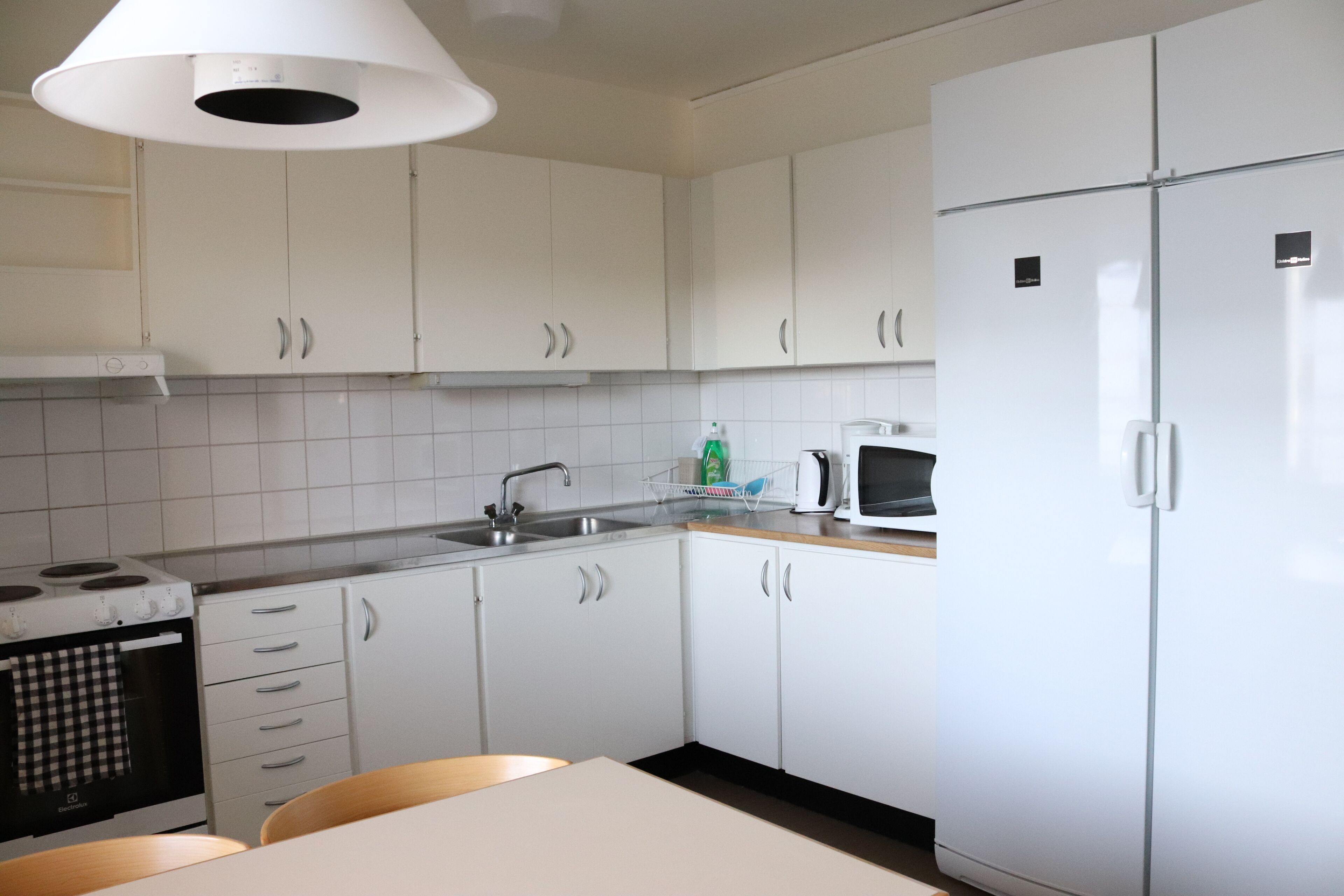 apartment, 4 bedrooms, balcony (with kitchen) | private kitchen | full-sized fridge, microwave, oven, stovetop
