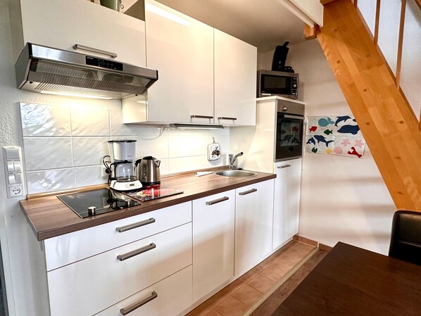 Fridge, microwave, oven, dishwasher