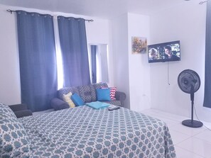 1 bedroom, iron/ironing board, WiFi, bed sheets