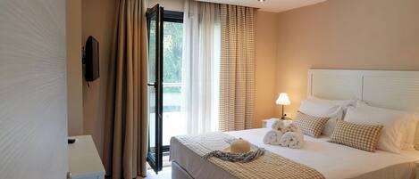 Luksusleilighet, sjøutsikt (B2) | 1 soverom, safe på rommet, individuelt innredet og blendingsgardiner