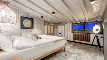 Habitación Confort (Attic) | Camas con efecto memoria, minibar y caja de seguridad en la habitación
