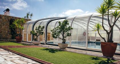 Dii Beach House avec piscine privée à côté de la plage de Santa Cruz