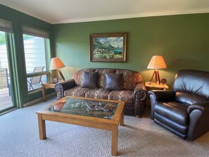 Living room - Rb636 Glacier View Getaway (West Glacier)