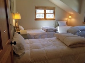 2 bedrooms, iron/ironing board, travel cot, WiFi