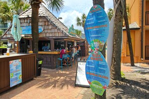 House, 2 Queen Beds (Studio Apartment) | Exterior