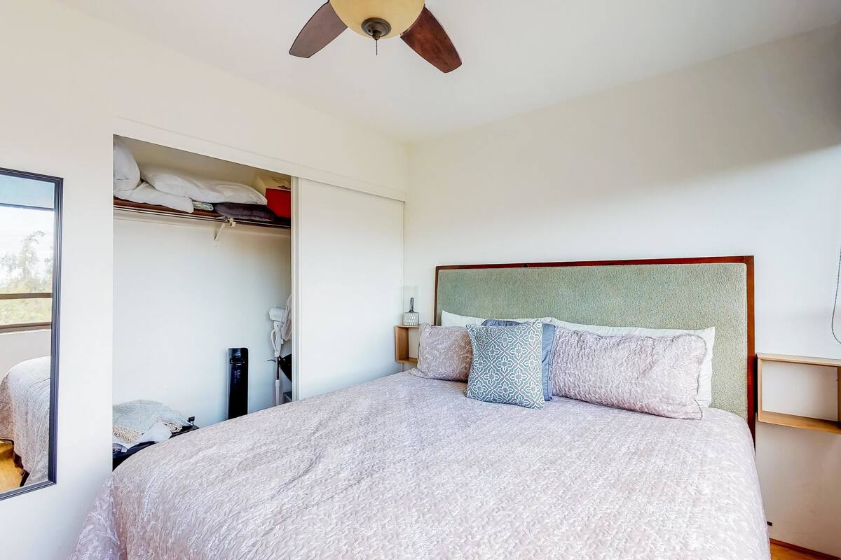独立别墅, 1 张特大床 (One-Bedroom Apartment)