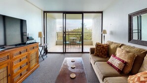 House, Multiple Beds (Two-Bedroom Apartment) | Living area - Two-bedroom Apartment (Hilo)