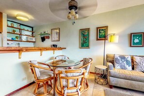House, Multiple Beds (Two-Bedroom Apartment) | Living room - Two-bedroom Apartment (Hilo)