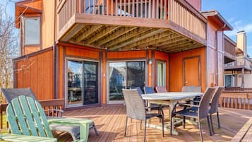 House, Multiple Beds (Duplex Apartment) | Terrace/patio