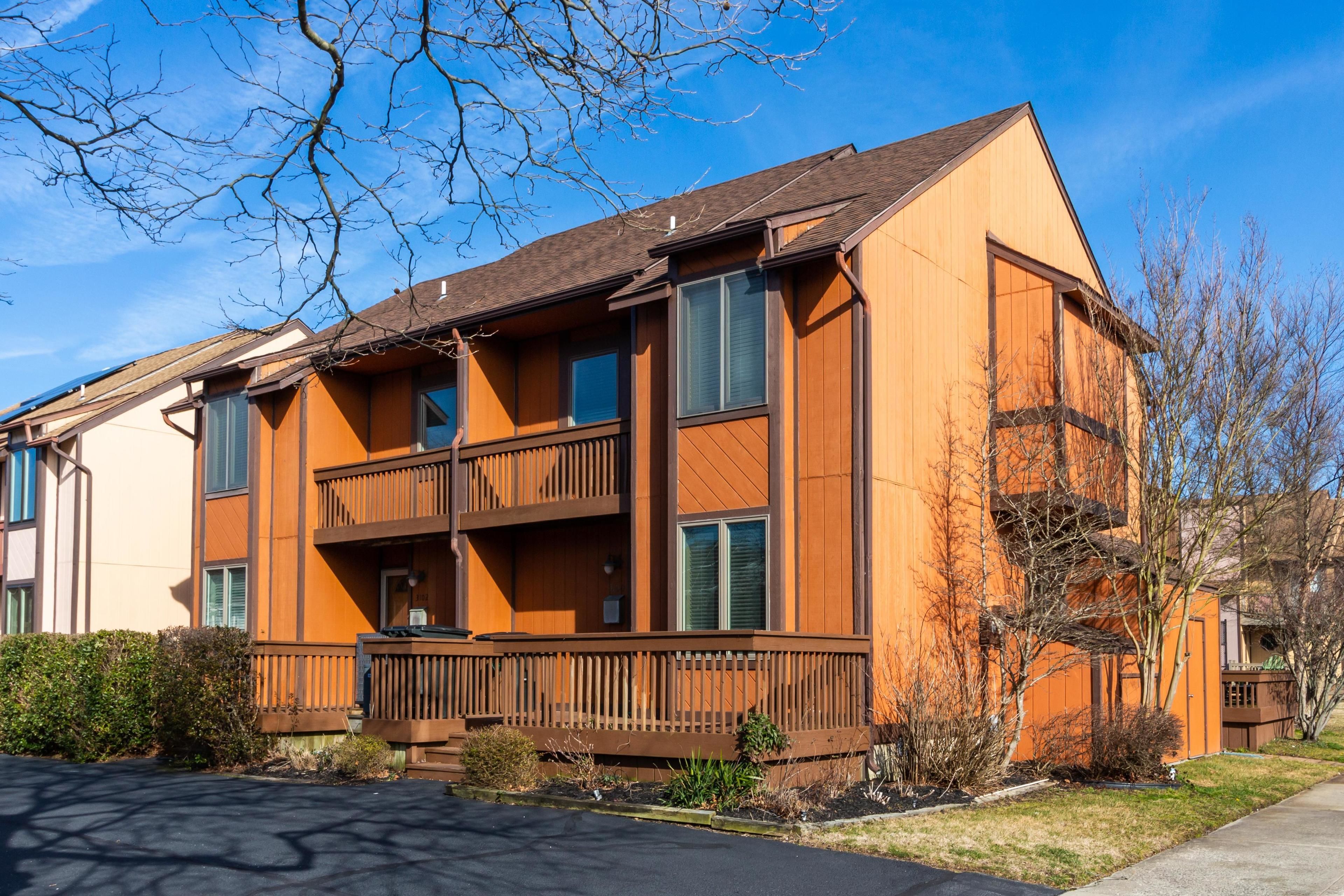 House, Multiple Beds (Duplex Apartment) | Front of property