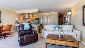 Ferienhaus, Mehrere Betten (Two-Bedroom Apartment) | Wohnbereich
