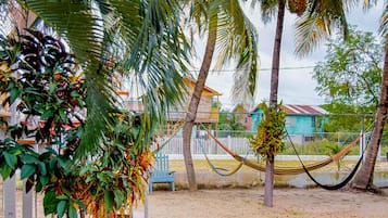 House, 1 Double Bed (One-Bedroom Cottage) | Property grounds