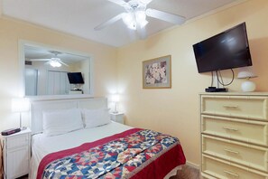 Room - One-bedroom Apartment (Conway)