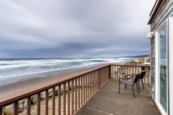 House, Multiple Beds (Two-Bedroom Apartment) | Balcony