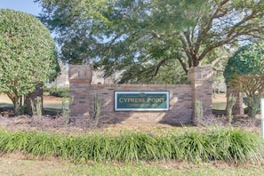 House, Multiple Beds (Three-Bedroom Apartment) | Property grounds