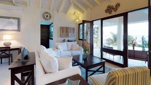 Living room - Two-bedroom Apartment (Guanaja)