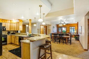 独立别墅, 多张床 (Three-Bedroom Apartment) | 私人厨房