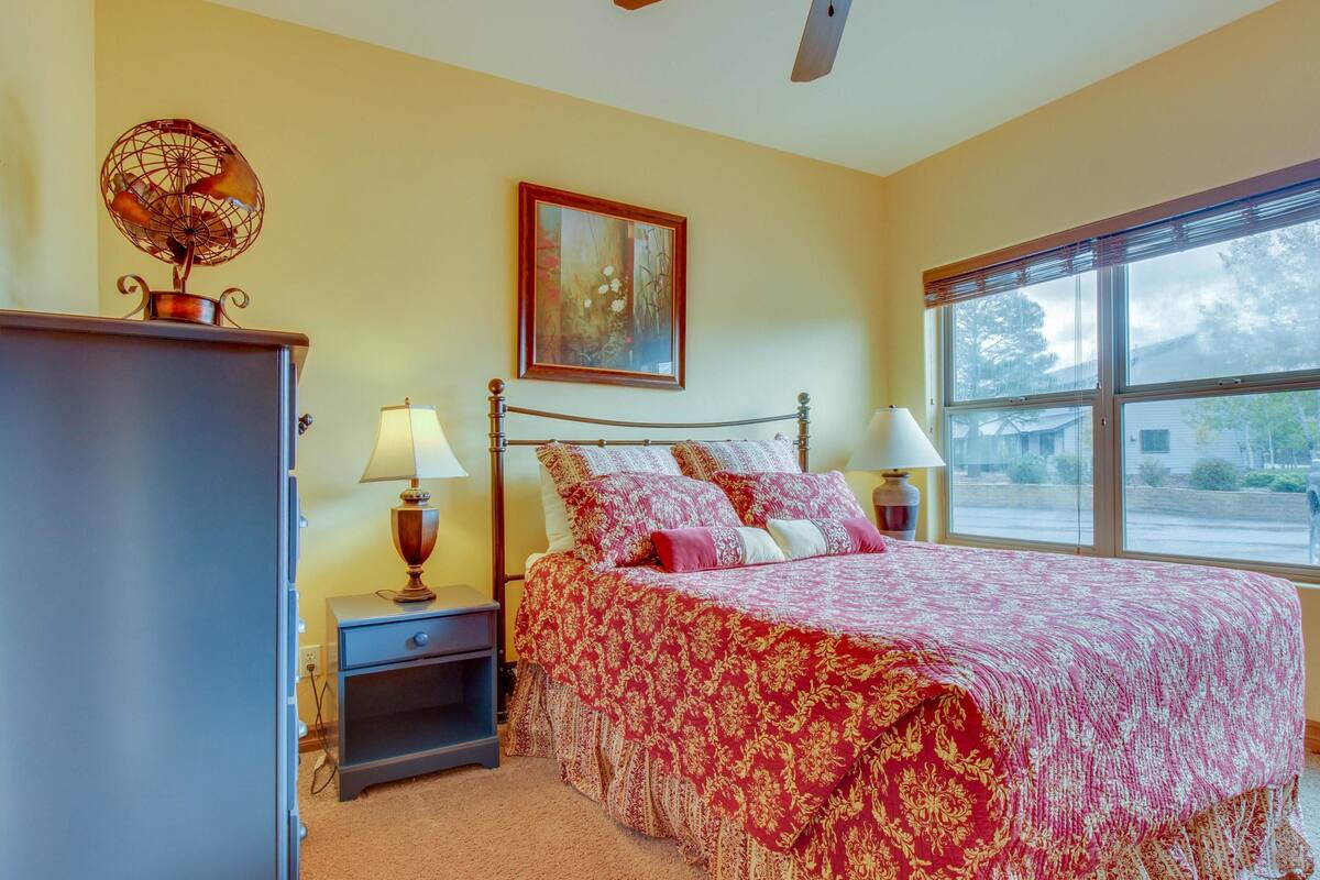 House, Multiple Beds (Two-Bedroom Apartment)