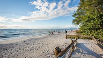 House, Multiple Beds (One-Bedroom House) | Beach