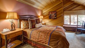 Unclassified image, 4 of 1000, button - Three-bedroom Apartment (Mammoth Lakes)