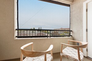 하우스, 침대(여러 개) (Two-Bedroom Apartment)