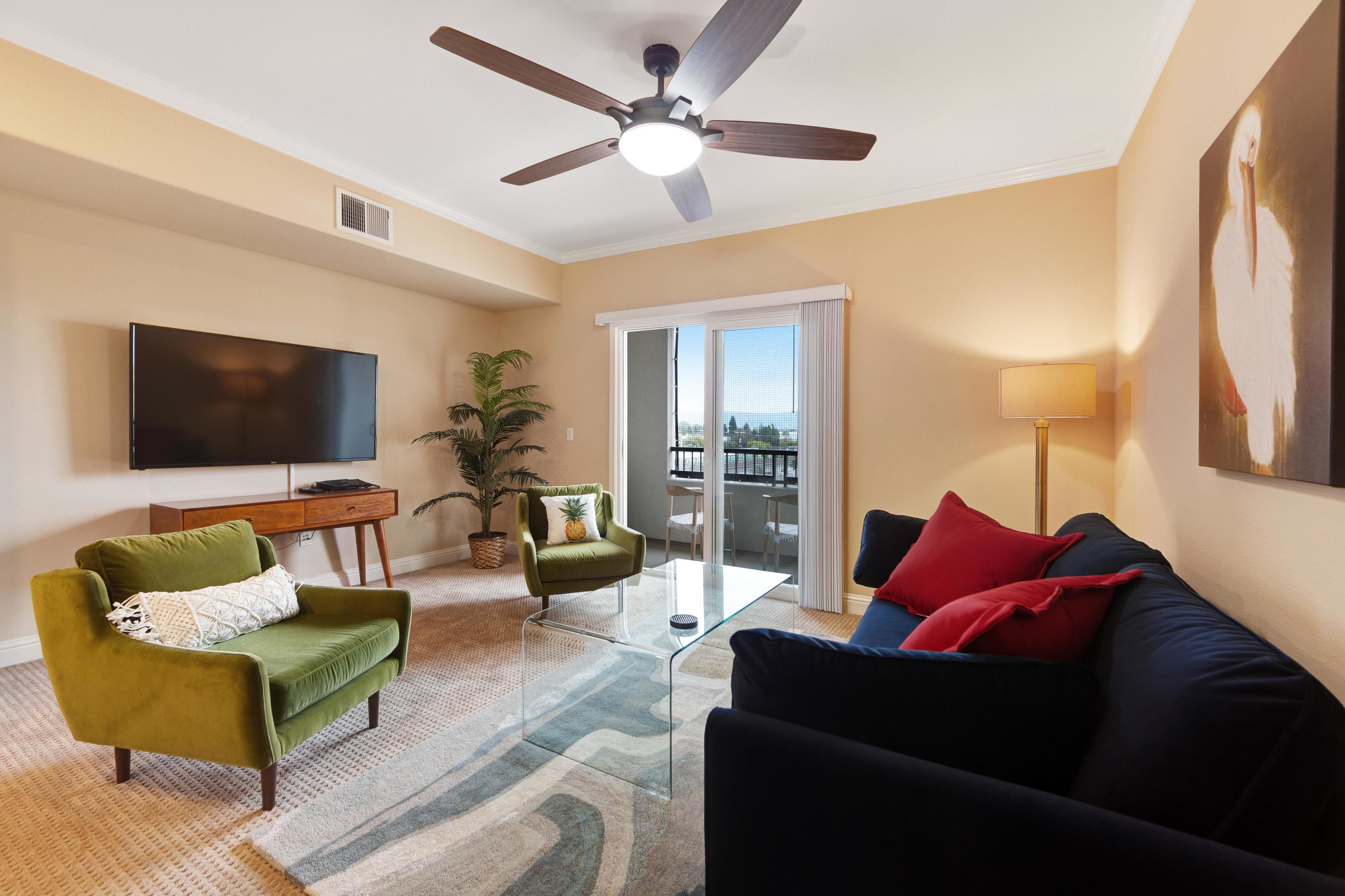 House, Multiple Beds (Two-Bedroom Apartment) | Living area