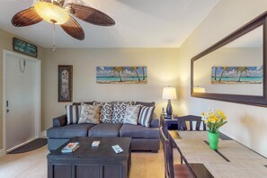 House, 1 Katil Ratu (Queen) dengan Katil Sofa (One-Bedroom House) | Ruang tamu