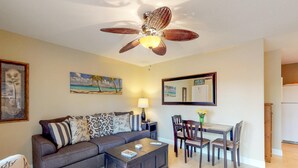 Unclassified image, 2 of 53, button - One-bedroom House (Pompano Beach)