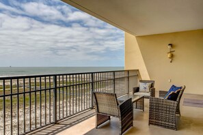 Talo, useita sänkyjä (Two-Bedroom Apartment) | Parveke