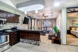 บ้านพัก, หลายเตียง (Three-Bedroom House) | ครัวส่วนตัว
