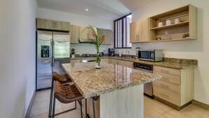 House, 2 Queen Beds (Two-Bedroom House) | Private kitchen - Two-bedroom House (Liberia)