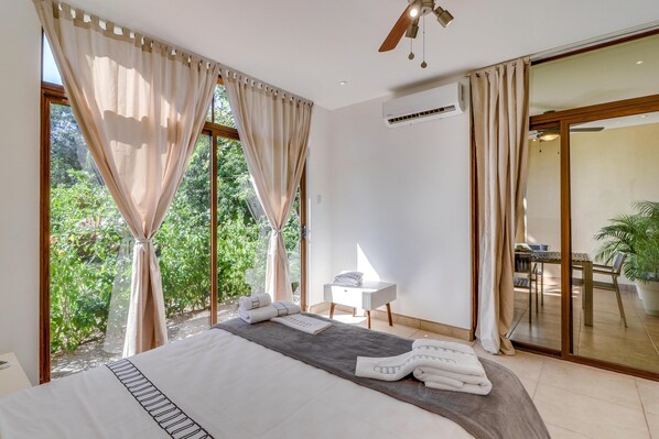 Nhà, 2 giường cỡ queen (Two-Bedroom House)