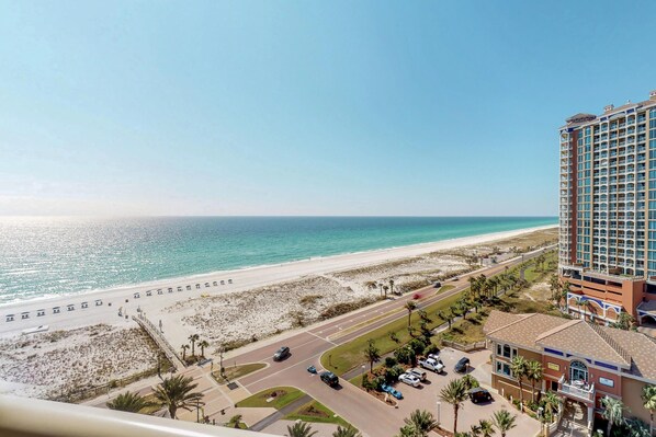 Casa, várias camas (Two-Bedroom House) | Praia