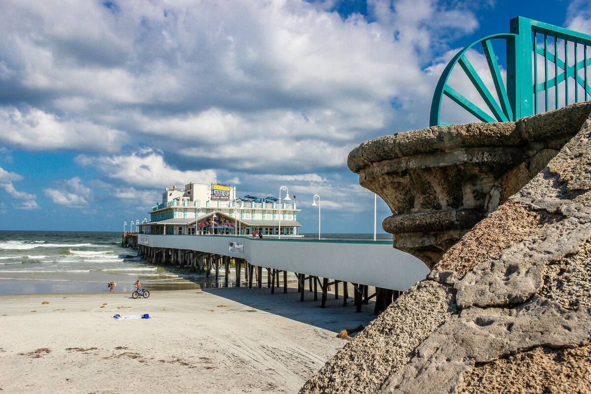 House, 1 Queen Bed with Sofa bed (Studio with Balcony) | Beach/ocean view