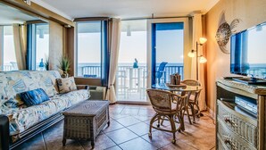 House, 1 Queen Bed with Sofa bed (Studio with Balcony) | Living area - Two-bedroom House (Daytona Beach)