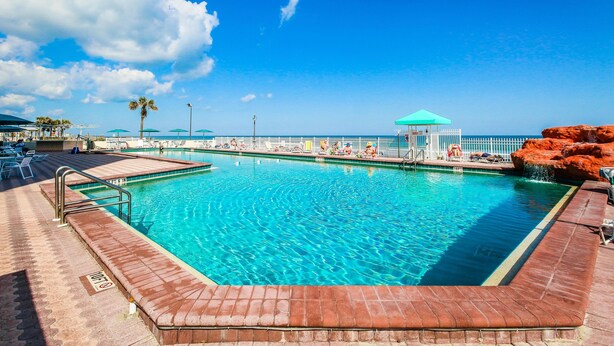 House, 1 Queen Bed (Apartment with Balcony) | Pool - Two-bedroom House (Daytona Beach)