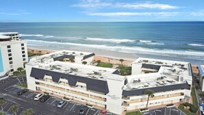 Unclassified image, 3 of 28, button - One-bedroom House (Ormond Beach)