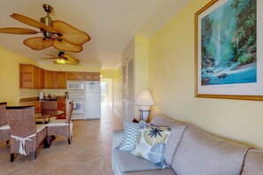 House, 1 Queen Bed with Sofa bed (One-Bedroom Apartment) | Living area