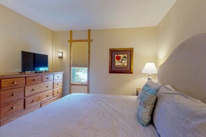 Room - Two-bedroom Apartment (Breckenridge)