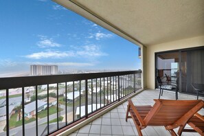 独立别墅, 多张床 (Two-Bedroom Apartment) | 阳台