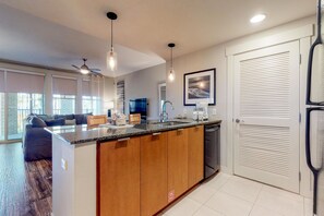 House, Multiple Beds (Two-Bedroom House) | Private kitchen