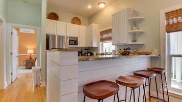 House, Multiple Beds (Three-Bedroom House)