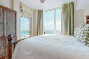 Casa, varias camas (Two-Bedroom Apartment)