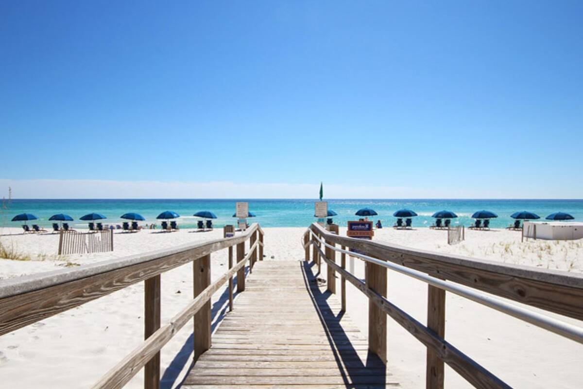 House, Multiple Beds (Two-Bedroom Apartment) | Beach